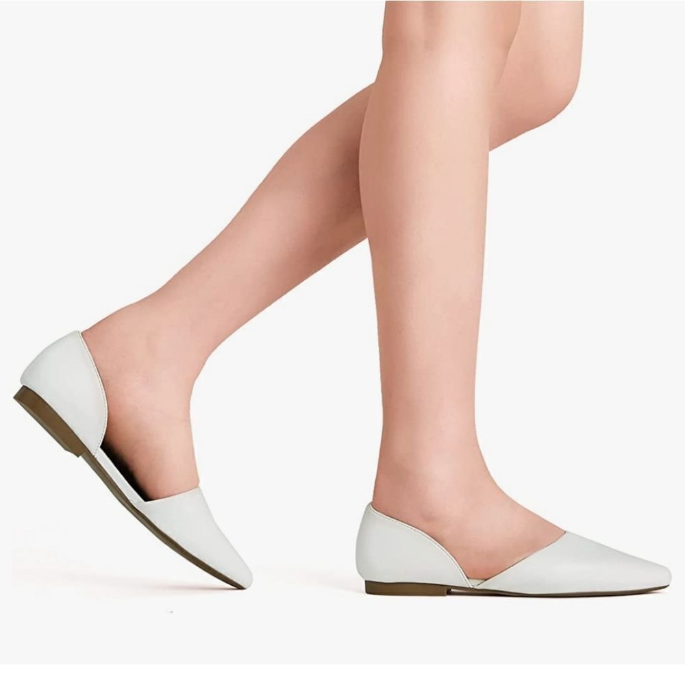 BRECKELLE'S WHITE D'ORSAY WOMEN"S FLAT